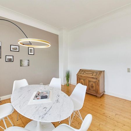 Moselblick Apartment แบร์นคาสเทล-คืสท์ ภายนอก รูปภาพ