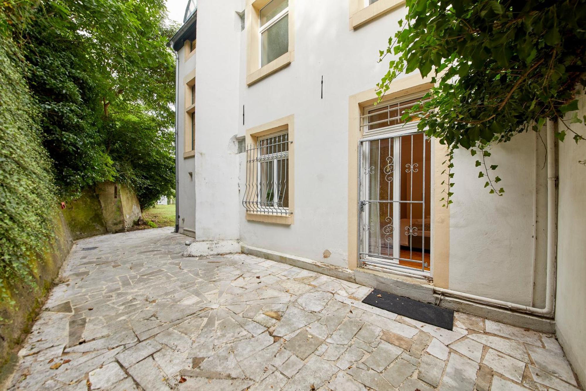 Moselblick Apartment แบร์นคาสเทล-คืสท์ ภายนอก รูปภาพ