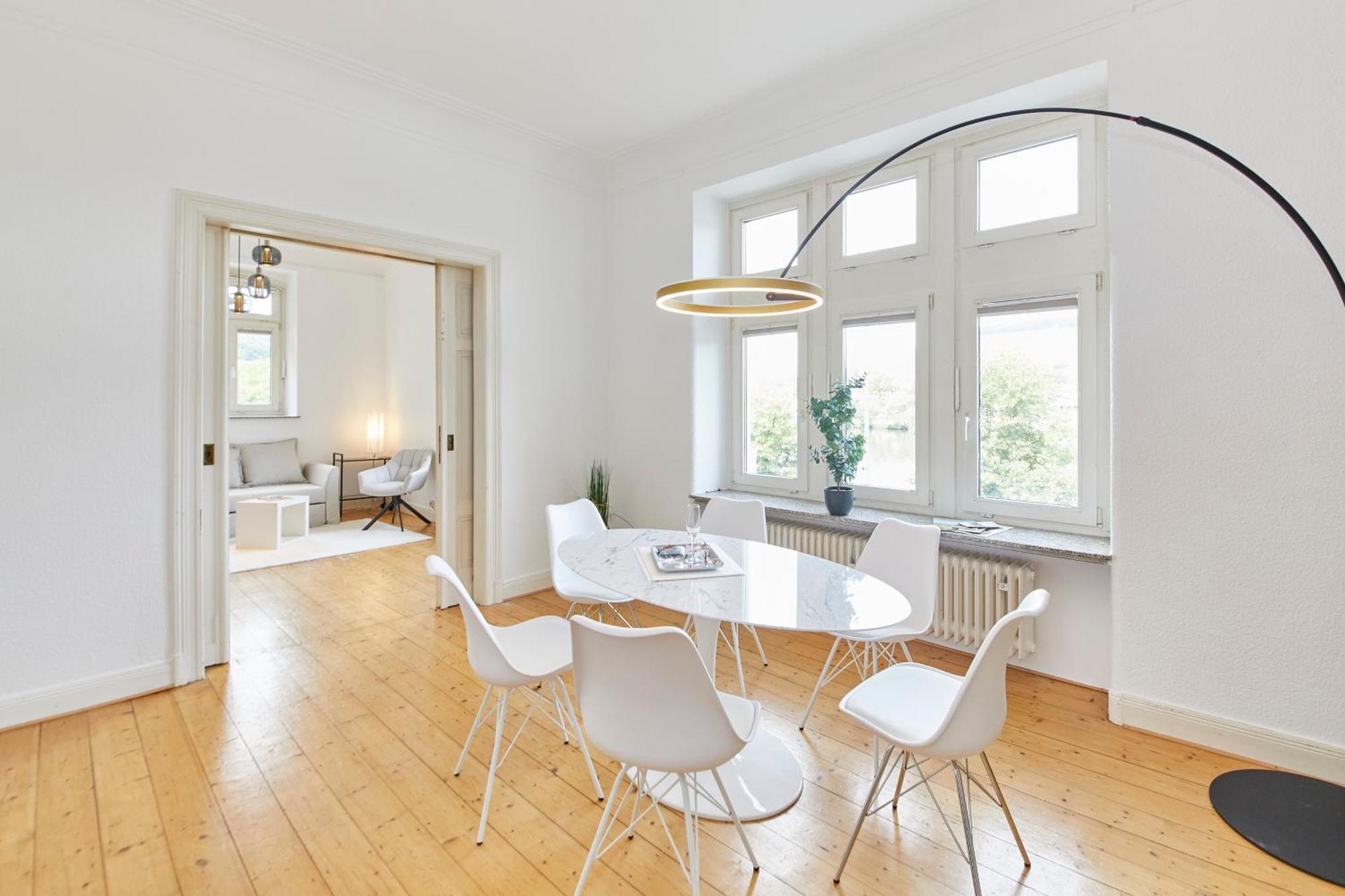 Moselblick Apartment แบร์นคาสเทล-คืสท์ ภายนอก รูปภาพ