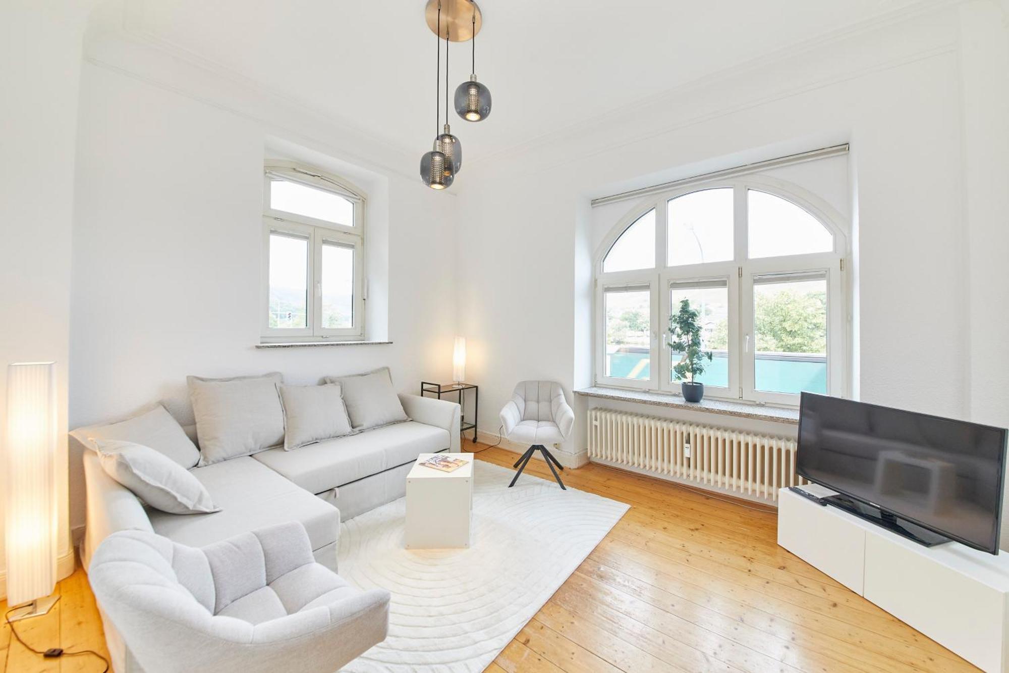 Moselblick Apartment แบร์นคาสเทล-คืสท์ ภายนอก รูปภาพ